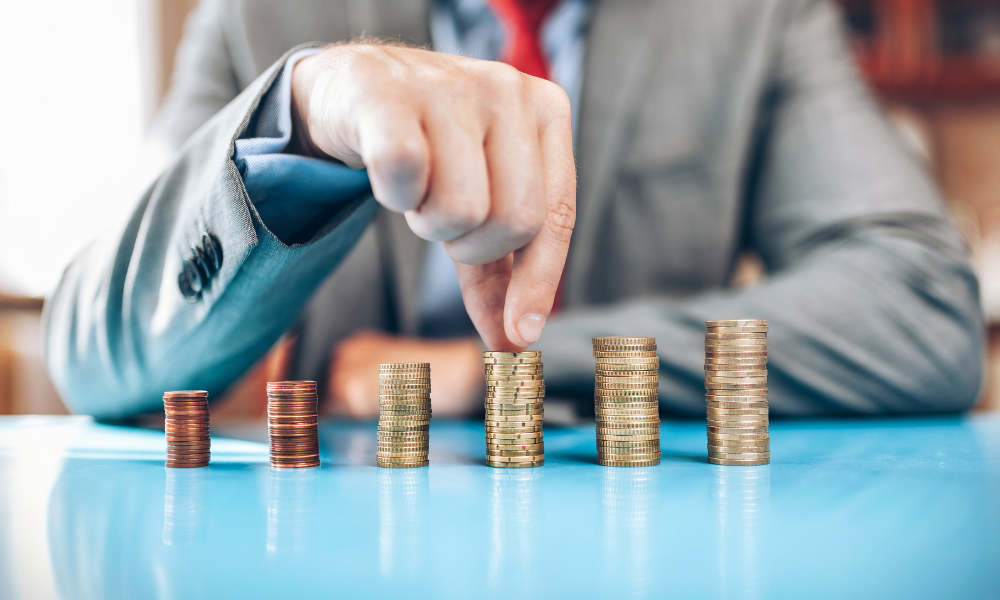 high yield investments vs low yield investments